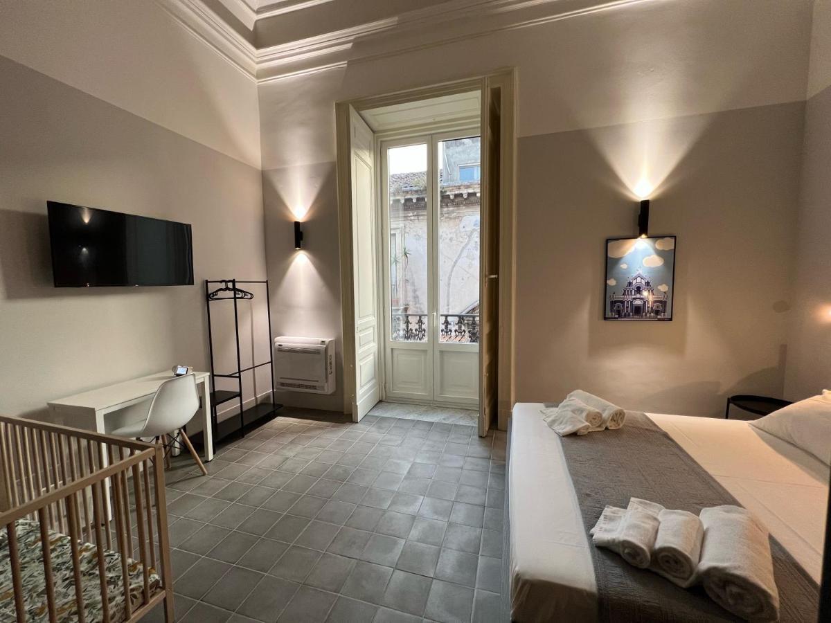 Ruanera Hotel Катания Екстериор снимка