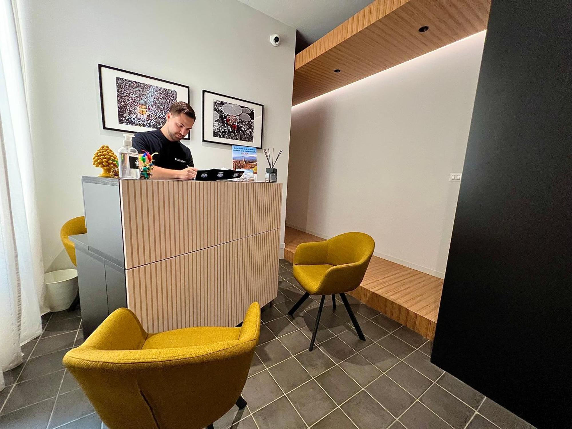Ruanera Hotel Катания Екстериор снимка