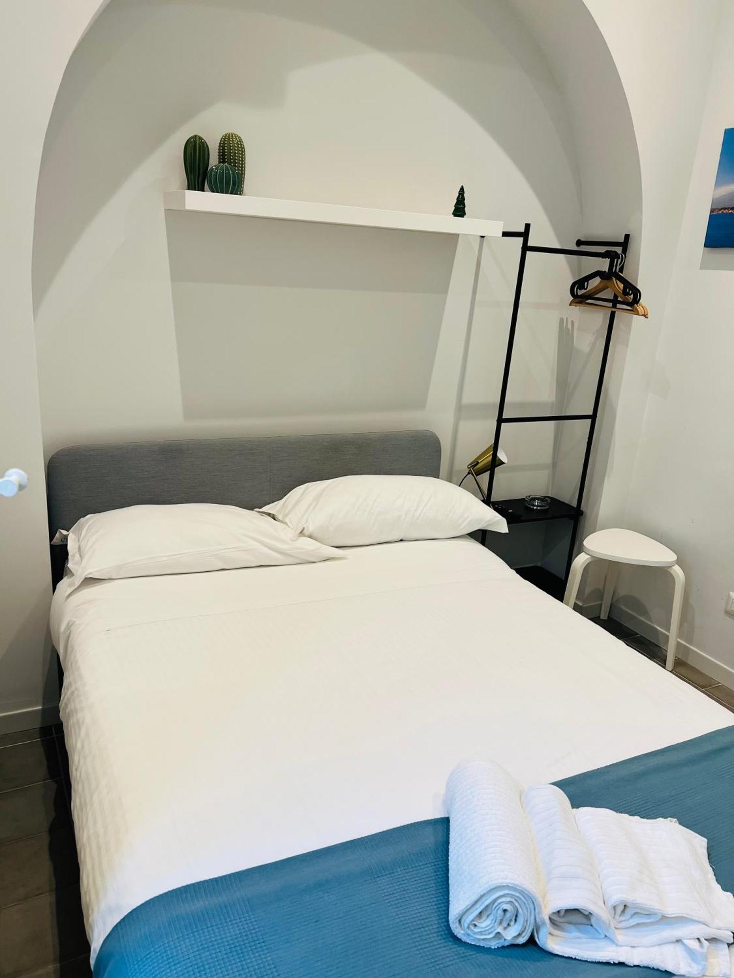 Ruanera Hotel Катания Екстериор снимка